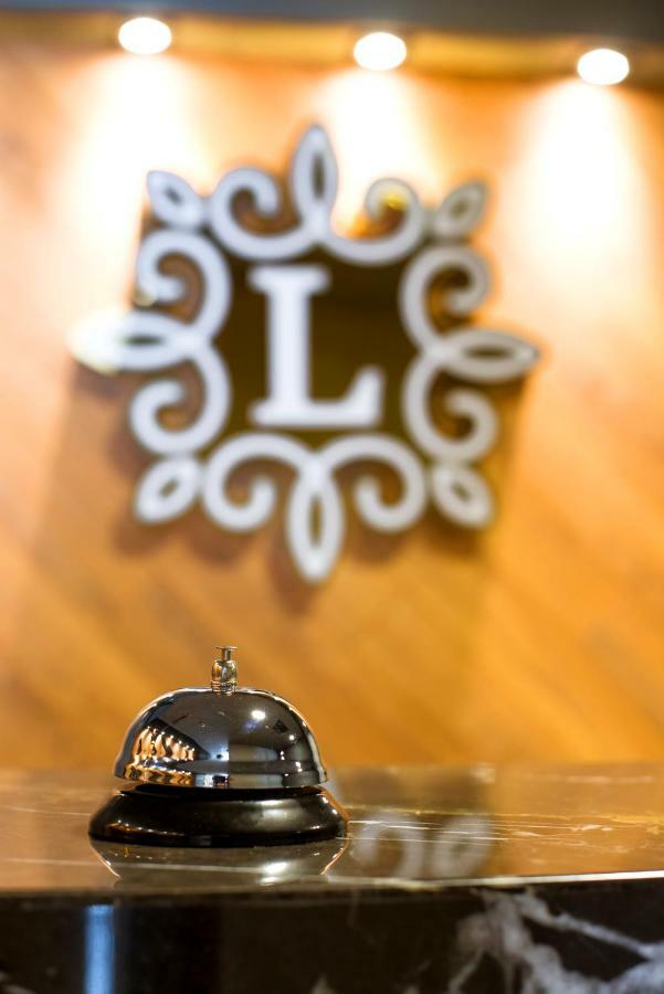 Luis Otel Izmir Bagian luar foto